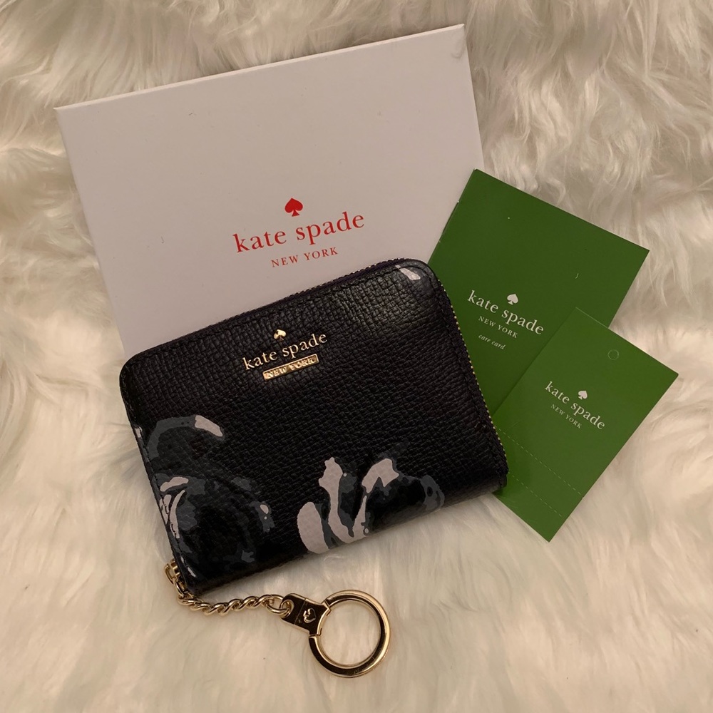 NWT KS Briar Lane Dani Night Rose Key Chain Wallet